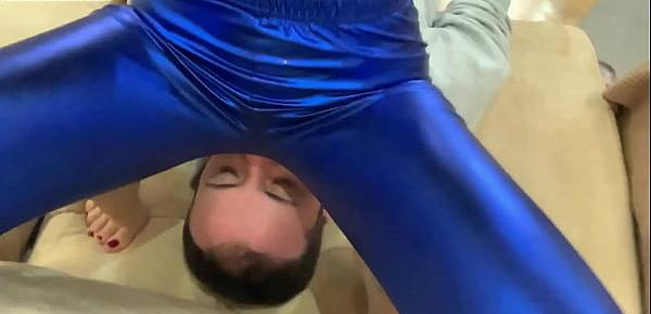  Amateur Real Femdom LifeStyle Pussy Worship In Blue Leggings